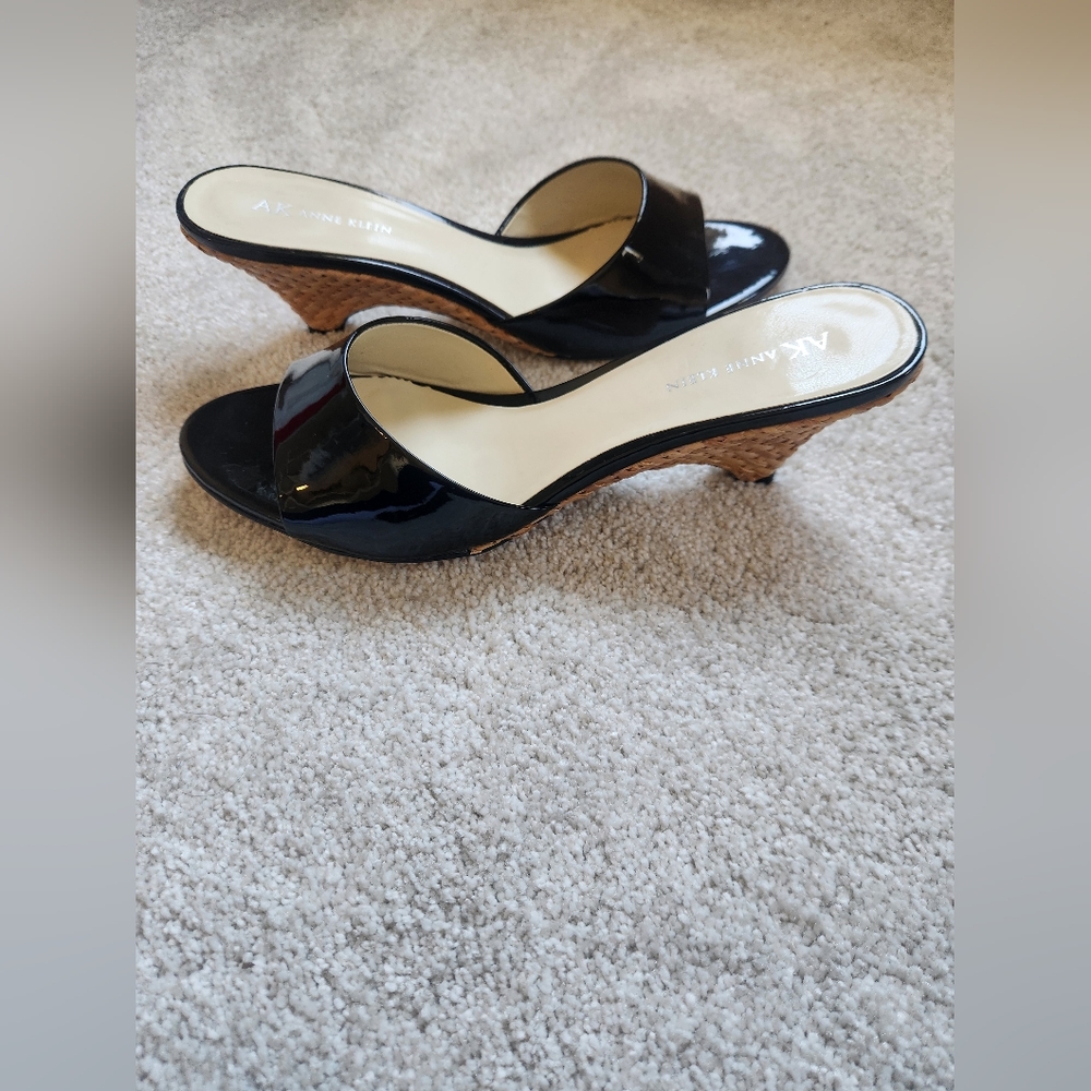 Anne Klein Women's Black Slide Sandals